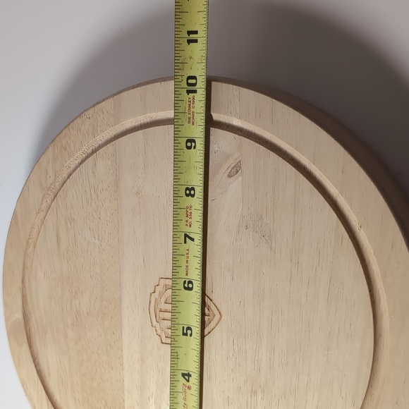 Warner Brothers Cheese Board & Utensils W/original storage bag - Picture 11 of 11